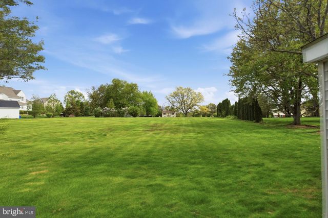 684 HUNSICKER RD, Telford, PA 18969