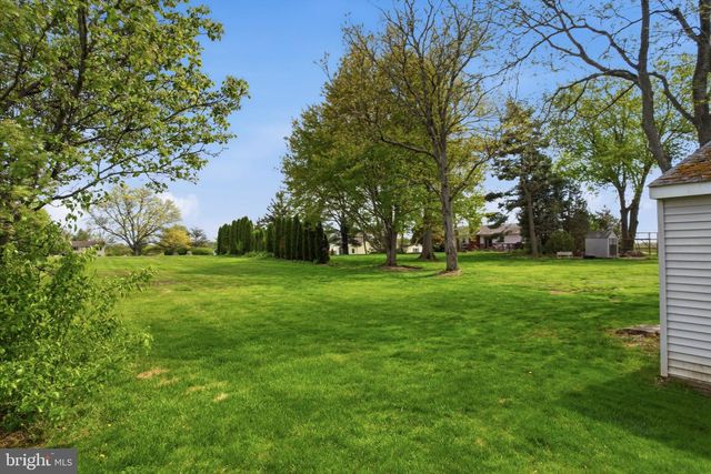 684 HUNSICKER RD, Telford, PA 18969