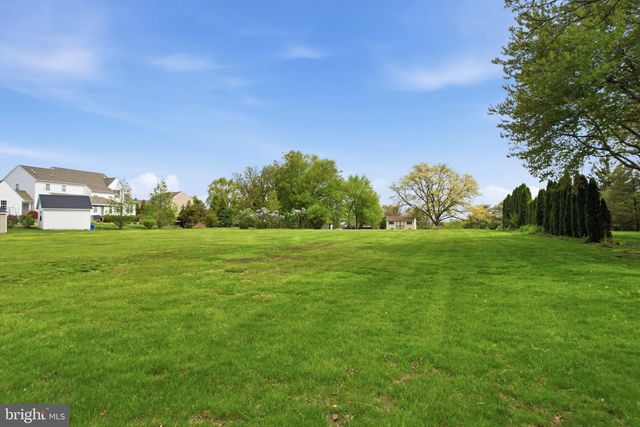 684 HUNSICKER RD, Telford, PA 18969