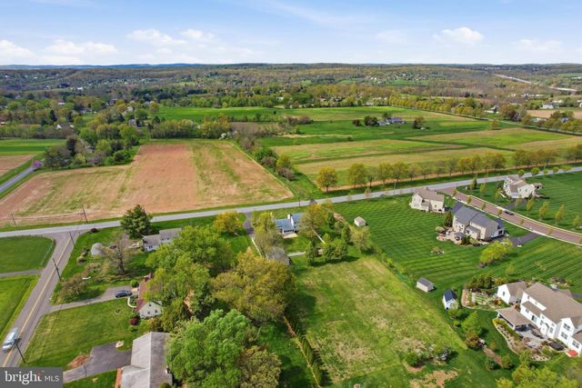 684 HUNSICKER RD, Telford, PA 18969