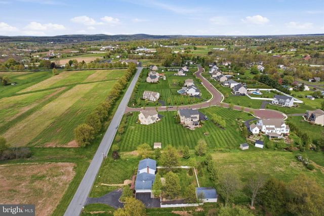 684 HUNSICKER RD, Telford, PA 18969