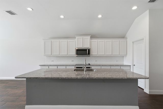 11741 Pistachio Trail, Fort Worth, TX 76108