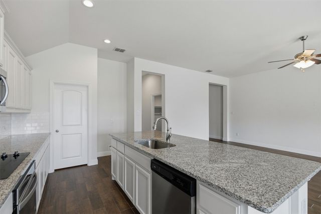 11741 Pistachio Trail, Fort Worth, TX 76108