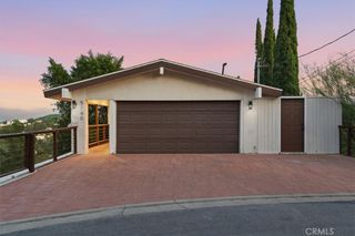 5160 Medina Road, Woodland Hills, CA 91364