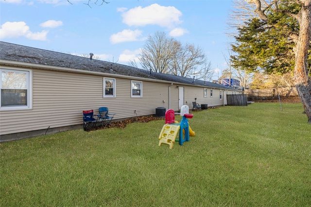 107 Keystone Drive 116, Warwick, RI 02886