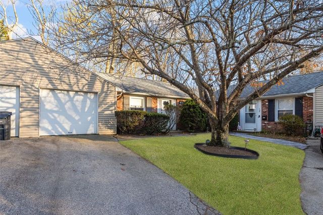 107 Keystone Drive 116, Warwick, RI 02886