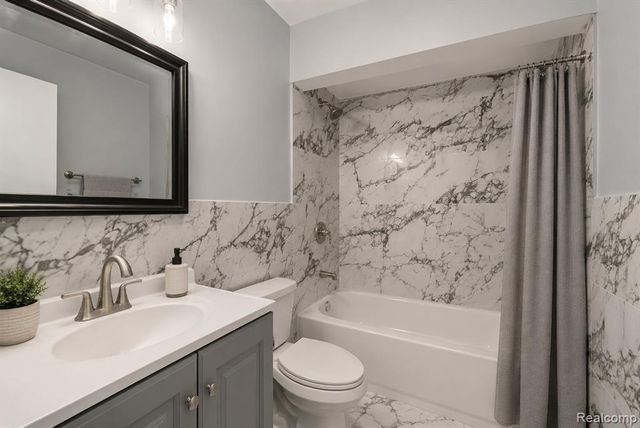 21034 Audrey Avenue, Warren, MI 48091