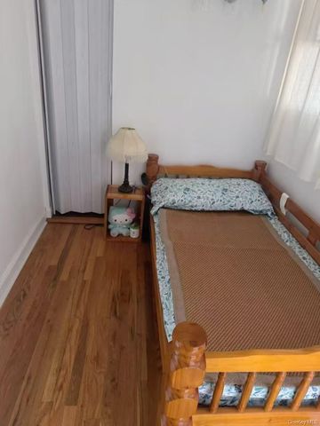 63-93 Woodhaven Blvd 6G3, Rego Park, NY 11374