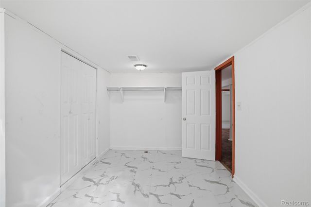 3418 Winterfield Drive, Warren, MI 48092