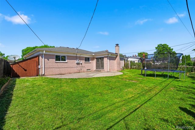 3418 Winterfield Drive, Warren, MI 48092