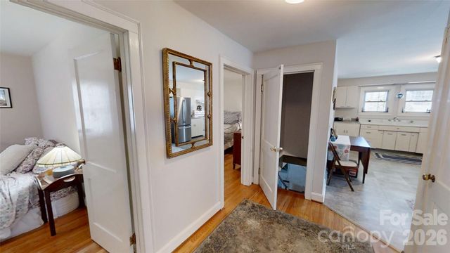 719 Oakland Street, Hendersonville, NC 28791