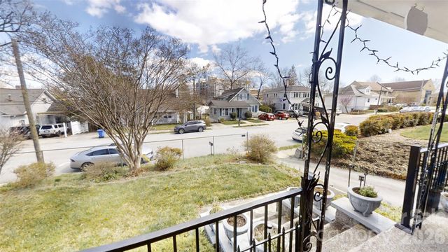 719 Oakland Street, Hendersonville, NC 28791