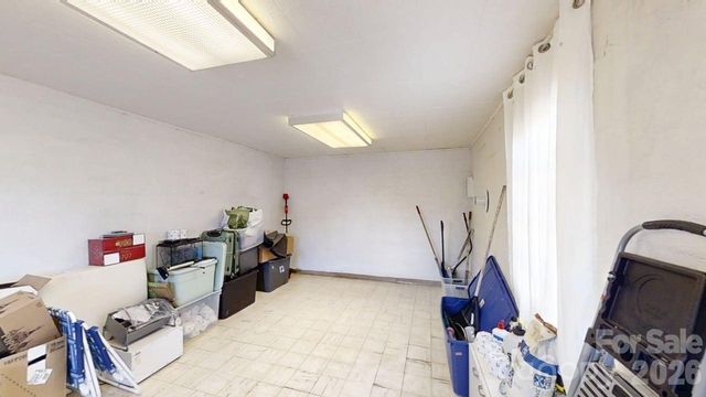 719 Oakland Street, Hendersonville, NC 28791