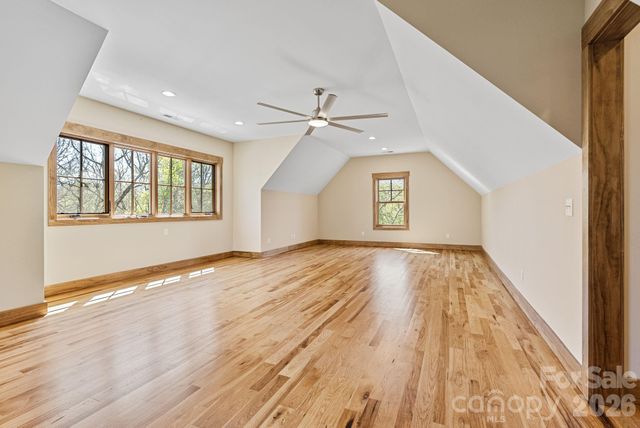 18 Majestic Oak Circle, Asheville, NC 28805