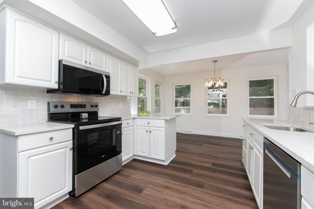 124 GREENVALE RD, Cherry Hill, NJ 08034
