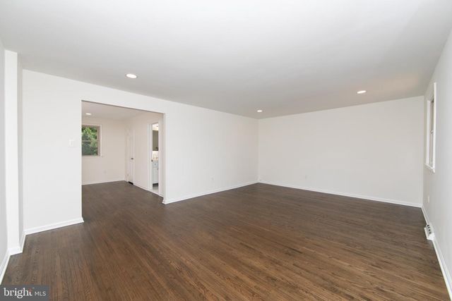 124 GREENVALE RD, Cherry Hill, NJ 08034