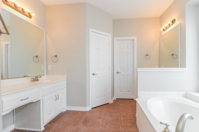 5005 Portview Drive, Fort Worth, TX 76135