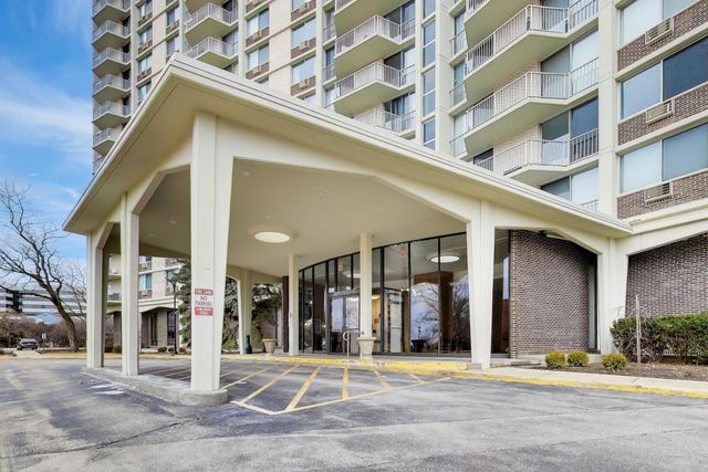 40 N Tower Road 4F, Oak Brook, IL 60523