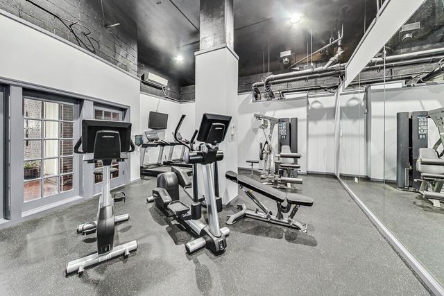 40 N Tower Road 4F, Oak Brook, IL 60523