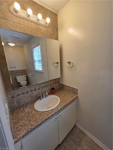 1461 Chestnut Grove Road, King, NC 27021