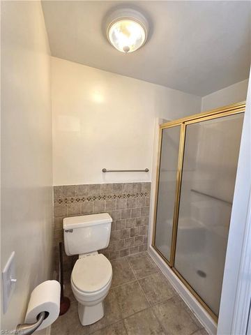 1461 Chestnut Grove Road, King, NC 27021