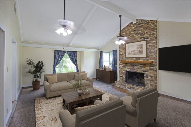107 Oak Creek Lane, Ovilla, TX 75154