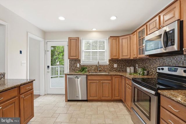 1802 LEADBURN RD, Towson, MD 21204