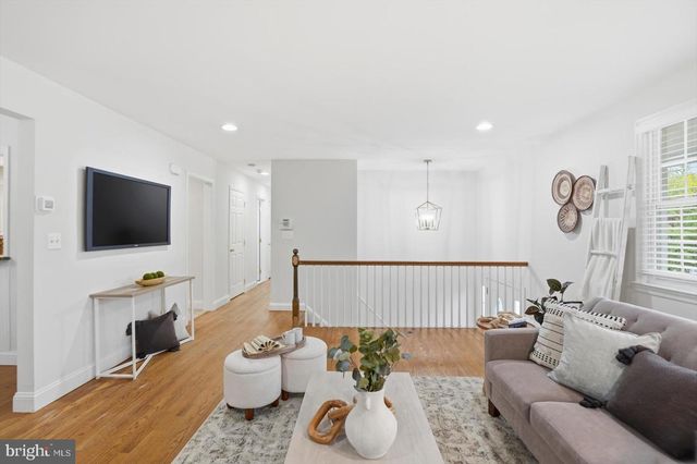 1802 LEADBURN RD, Towson, MD 21204