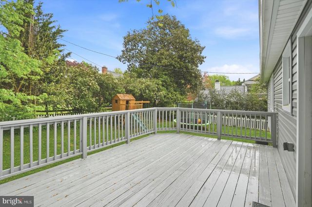 1802 LEADBURN RD, Towson, MD 21204