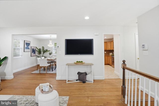 1802 LEADBURN RD, Towson, MD 21204