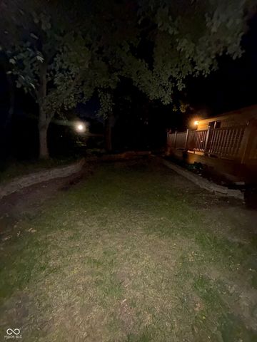 1456 Bent Tree Place, Greenwood, IN 46143
