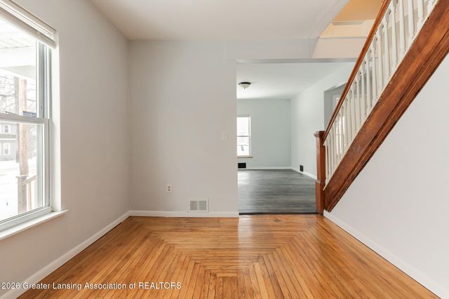 218 E Elm Street, Lansing, MI 48910