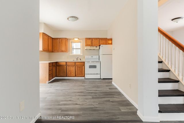 218 E Elm Street, Lansing, MI 48910