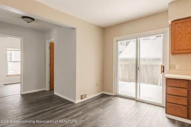 218 E Elm Street, Lansing, MI 48910