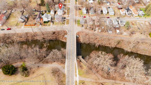 218 E Elm Street, Lansing, MI 48910