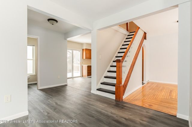 218 E Elm Street, Lansing, MI 48910