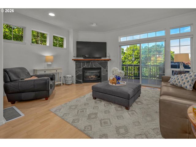 15495 BRIANNE Ct, Lake Oswego, OR 97035