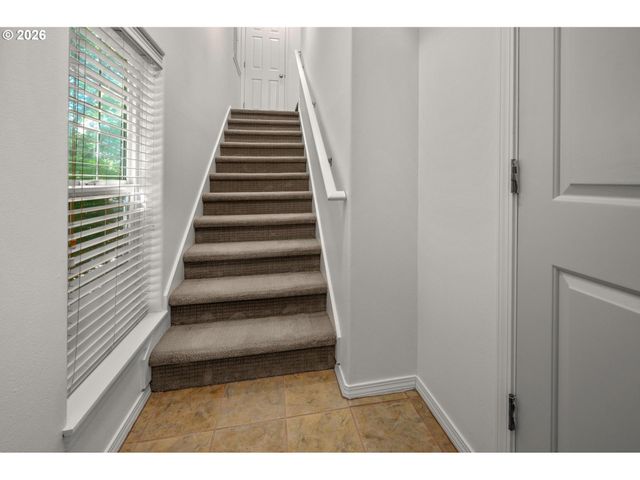 15495 BRIANNE Ct, Lake Oswego, OR 97035