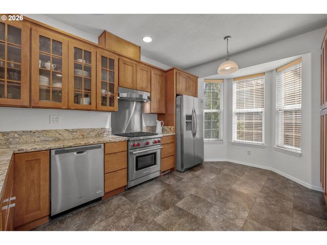 15495 BRIANNE Ct, Lake Oswego, OR 97035