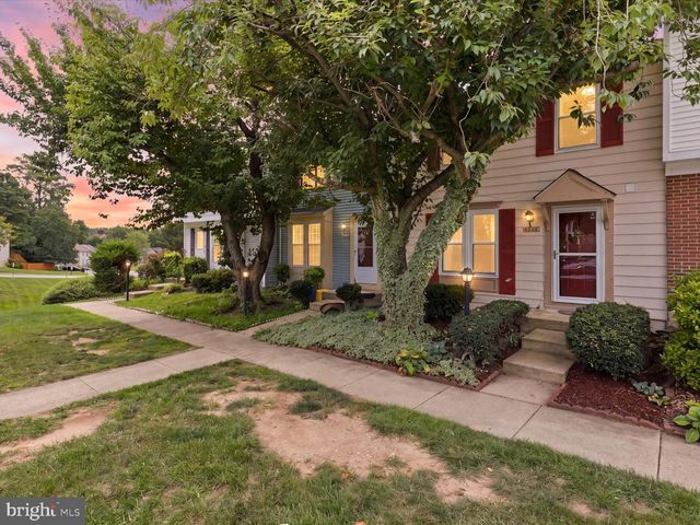 7490 WOUNDED KNEE RD, Lorton, VA 22079