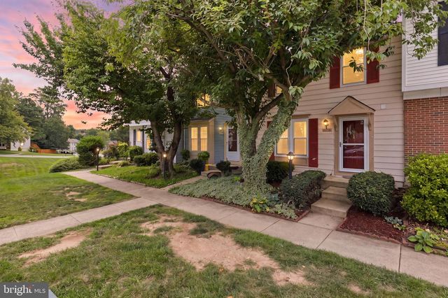 7490 WOUNDED KNEE RD, Lorton, VA 22079