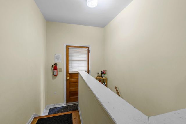 917- 919 Weeks Avenue SE, Minneapolis, MN 55414