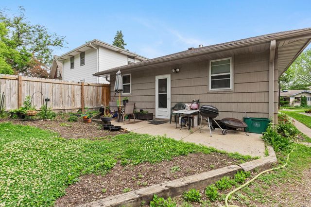 917- 919 Weeks Avenue SE, Minneapolis, MN 55414