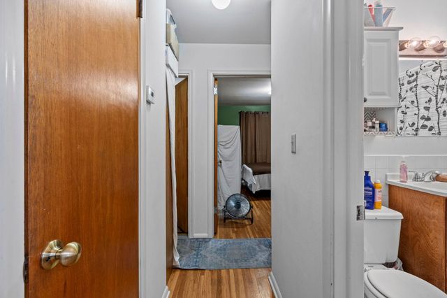 917- 919 Weeks Avenue SE, Minneapolis, MN 55414