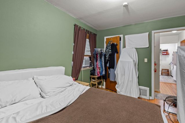 917- 919 Weeks Avenue SE, Minneapolis, MN 55414