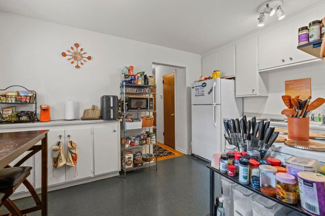 917- 919 Weeks Avenue SE, Minneapolis, MN 55414