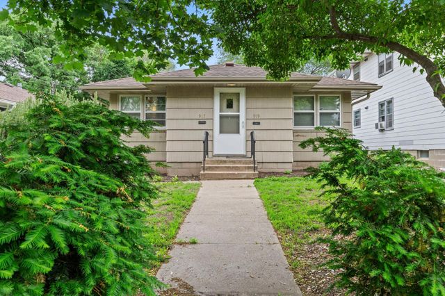 917- 919 Weeks Avenue SE, Minneapolis, MN 55414