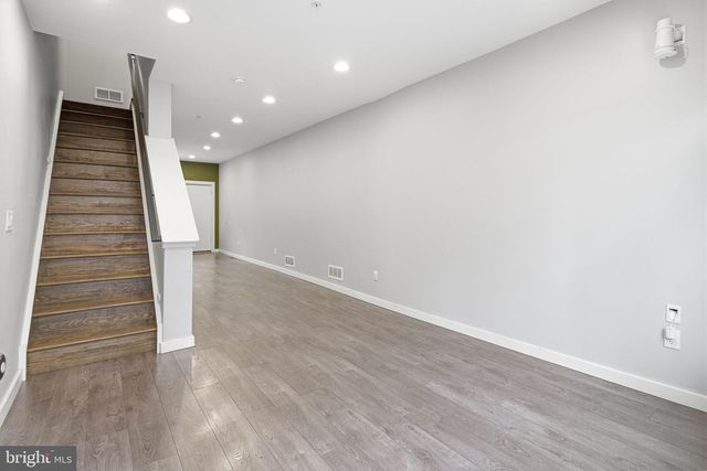1905 E HAROLD ST, Philadelphia, PA 19125