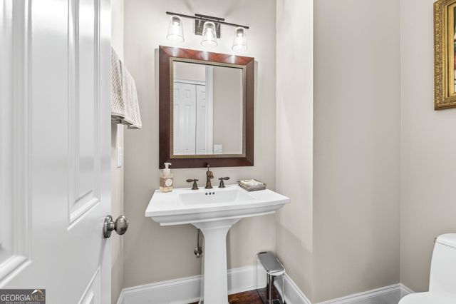 9020 Old Terry Ford Road, Gainesville, GA 30506