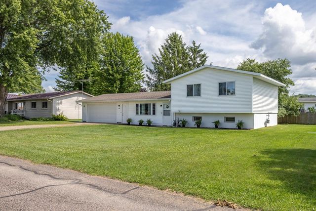 403 Mourning Dove STREET, Rockland, WI 54653